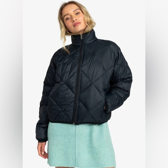 NWOT ROXY Wind Swept Puffer Jacket Coat packable Black small medium - Picture 2 of 11